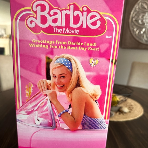 Brand new in box Margot Robbie Barbie The Movie authentic Barbie - Picture 4 of 5